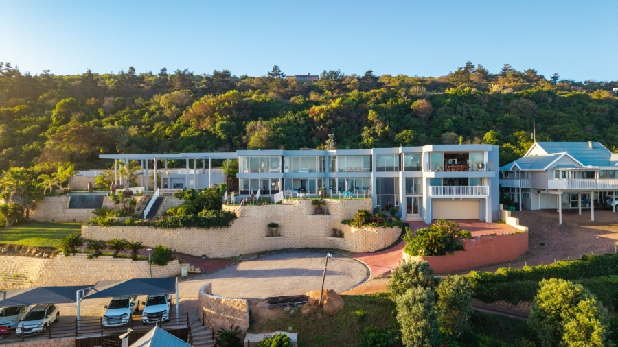 7 Bedroom Property for Sale in Outeniqua Strand Western Cape